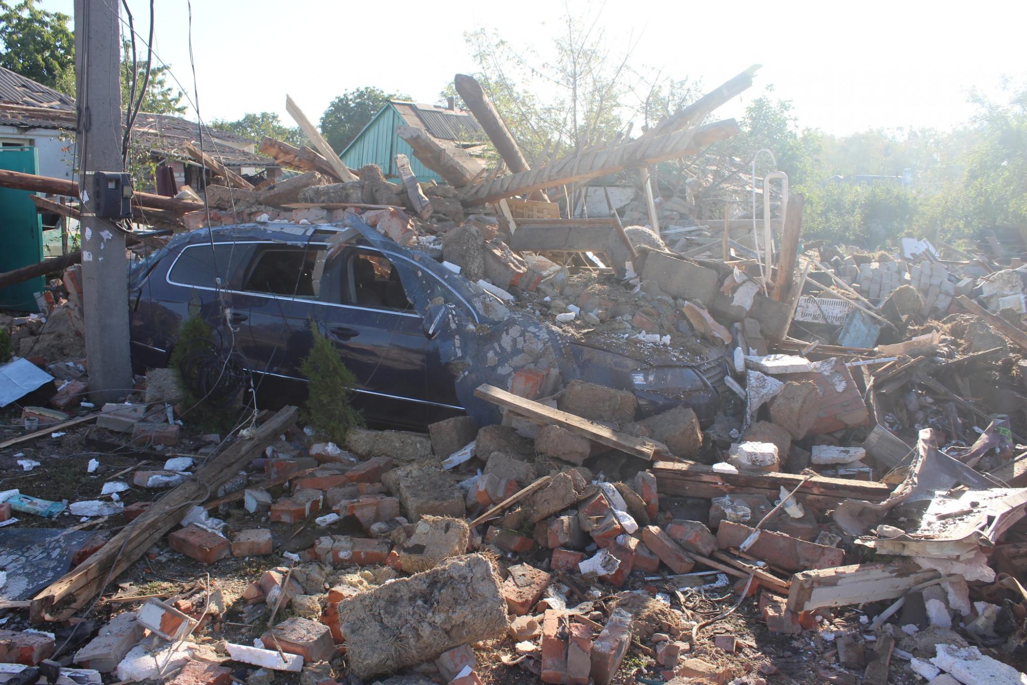 Зруйновано десятки будинків: Росія завдала удару по Чугуєву (фото)